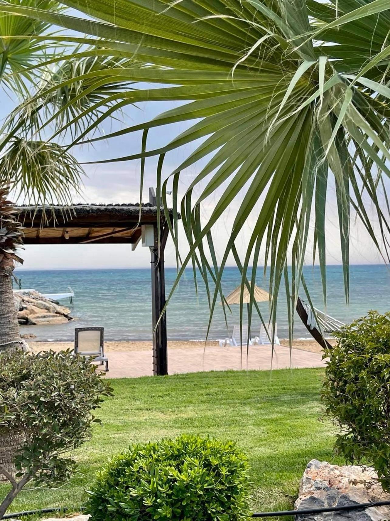Relaxing Penthouse Suites By The Sea Vokolidha Buitenkant foto