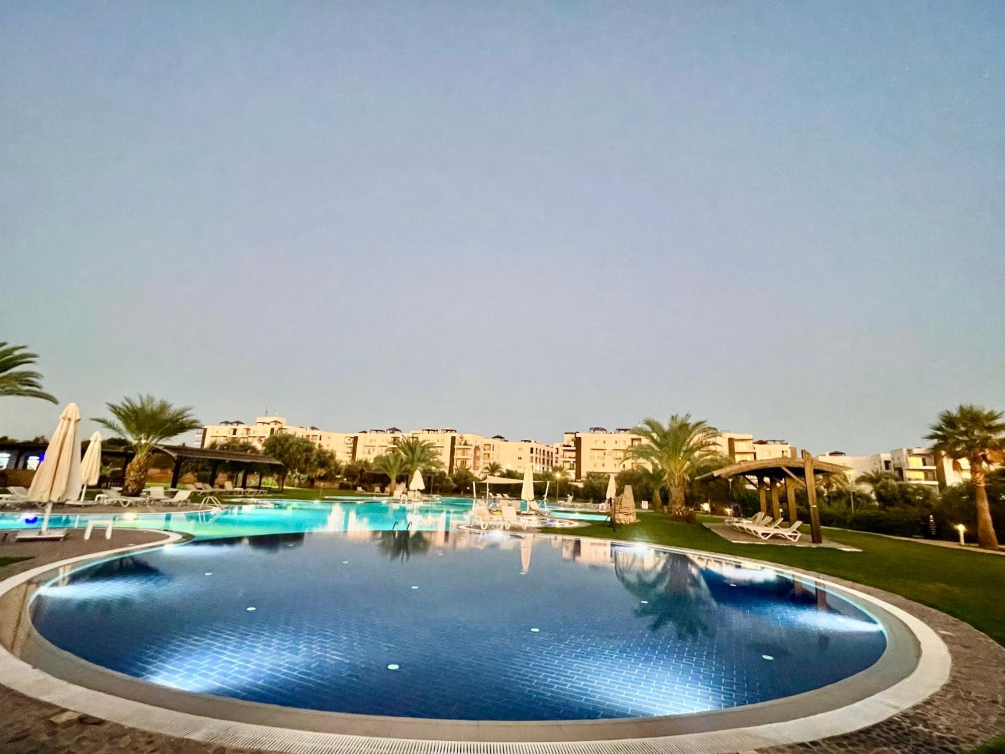 Relaxing Penthouse Suites By The Sea Vokolidha Buitenkant foto