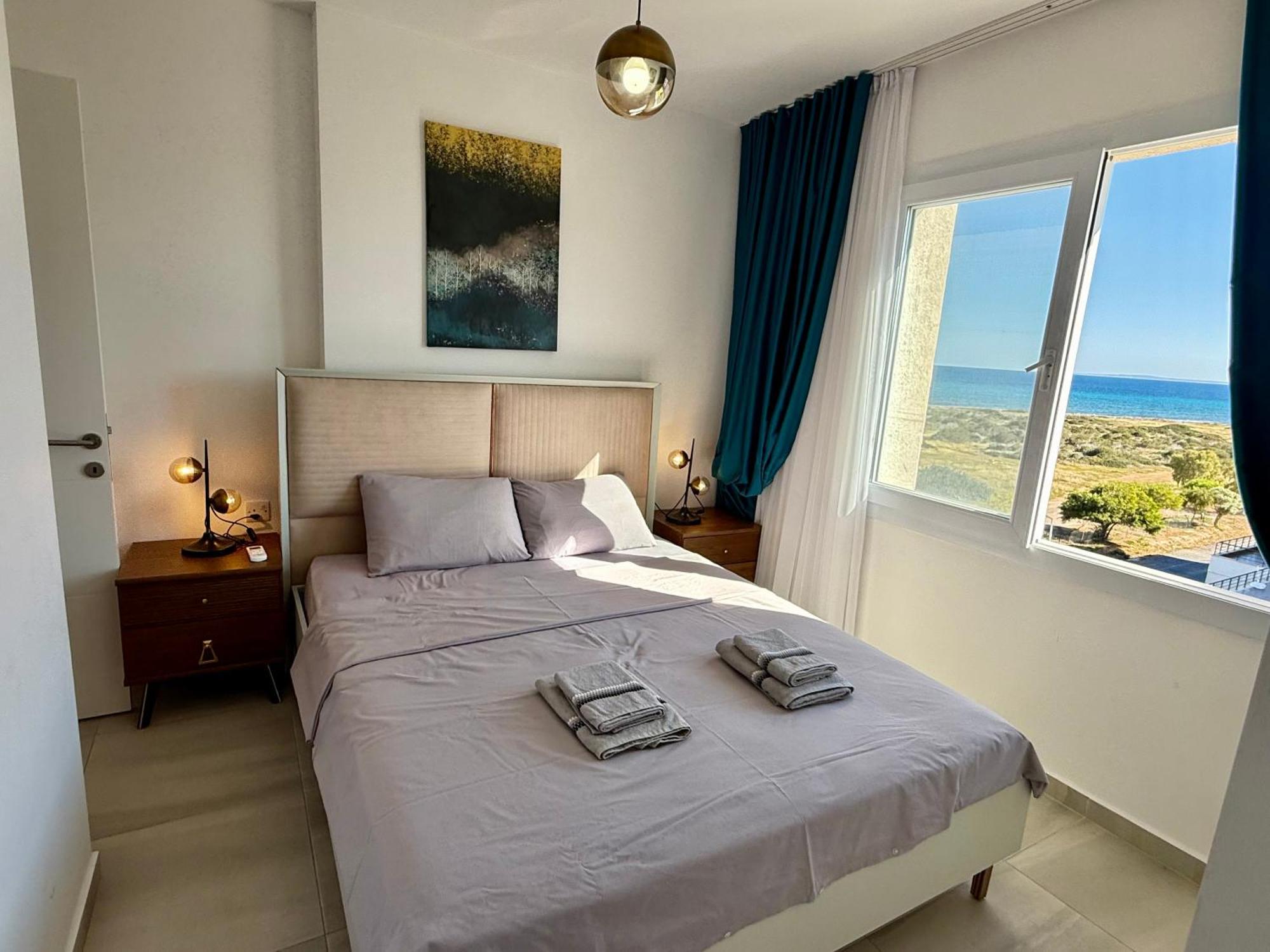 Relaxing Penthouse Suites By The Sea Vokolidha Buitenkant foto
